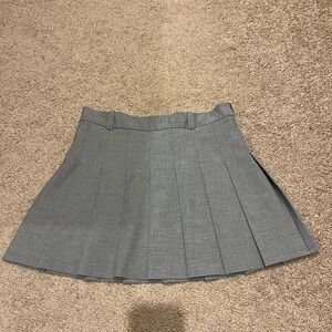 ARITZIA Sunday best pleated mini skirt